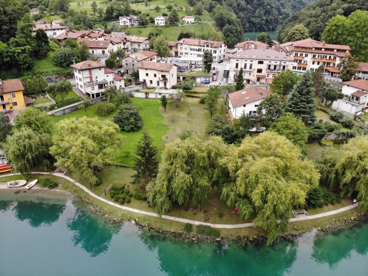 Vila Labod, Unique Villa At The Lake Мост-на-Сочі Екстер'єр фото